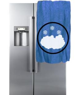 Намерзает снег, лед на стенке - холодильник Hansa